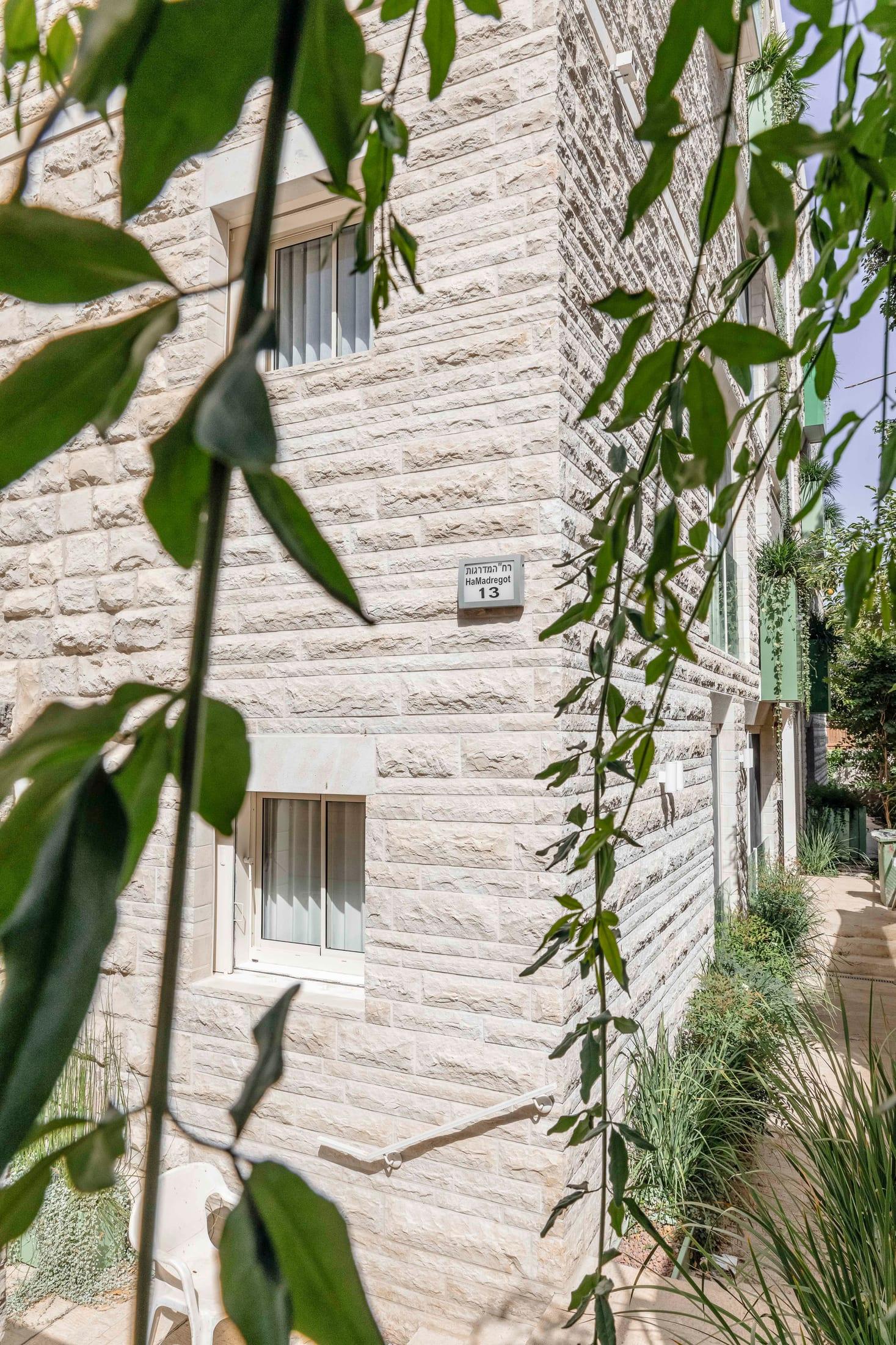 שבת ליד הכותל